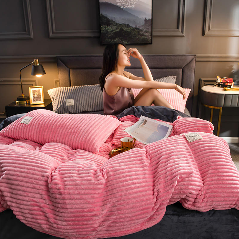 Thick Warm Velvet Duvet Cover Double-sided Skin-friendly Throw Blanket Quilt Cover Winter Soft Comforter Cover LJ201128, Model 6
Thick Warm Velvet Duvet Cover Double-sided Skin-friendly Throw Blanket Quilt Cover Winter Soft Comforter Cover LJ201128, Model 6