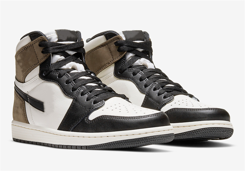 Shoes Jumpman 1 High OG Dark Mocha Basketball Sail Black Mens I Sports Sneakers, Bubble wrap packaging
Shoes Jumpman 1 High OG Dark Mocha Basketball Sail Black Mens I Sports Sneakers, Bubble wrap packaging
