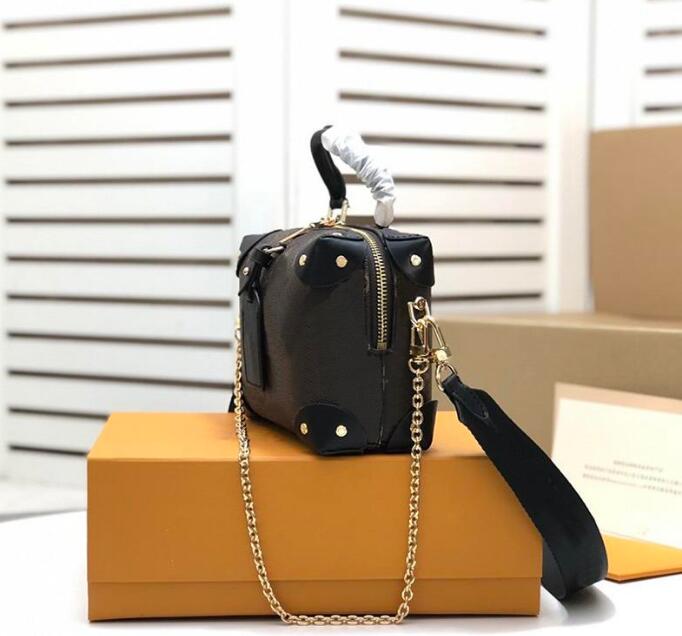 Petite Malle Souple totes bag Women strap fashion purses womens bags handbags removable shoulder Bags M45571 M45531
Petite Malle Souple totes bag Women strap fashion purses womens bags handbags removable shoulder Bags M45571 M45531