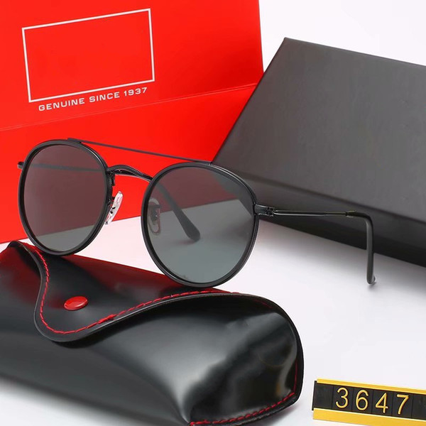 Top Brand designer Classic Round Polarized Sunglasses driving Eyewear Metal Gold Frame Glasses Men Women Sunglasses Polaroid glass Lens 3547
Top Brand designer Classic Round Polarized Sunglasses driving Eyewear Metal Gold Frame Glasses Men Women Sunglasses Polaroid glass Lens 3547