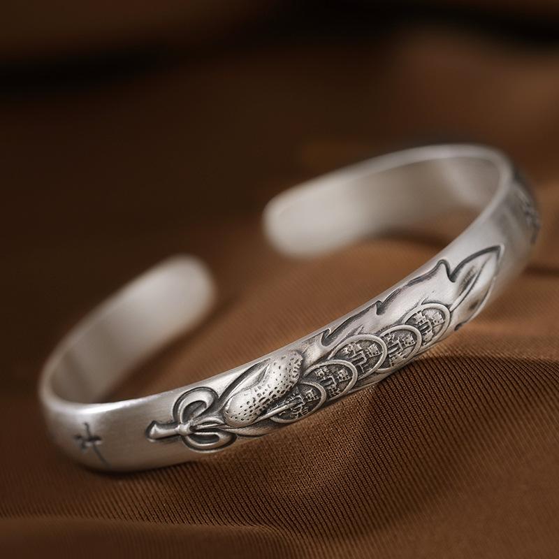 retro simple one leaf Shengcai Bracelet men and women Zhaocai transport bracelet foot silver jewelry
retro simple one leaf Shengcai Bracelet men and women Zhaocai transport bracelet foot silver jewelry