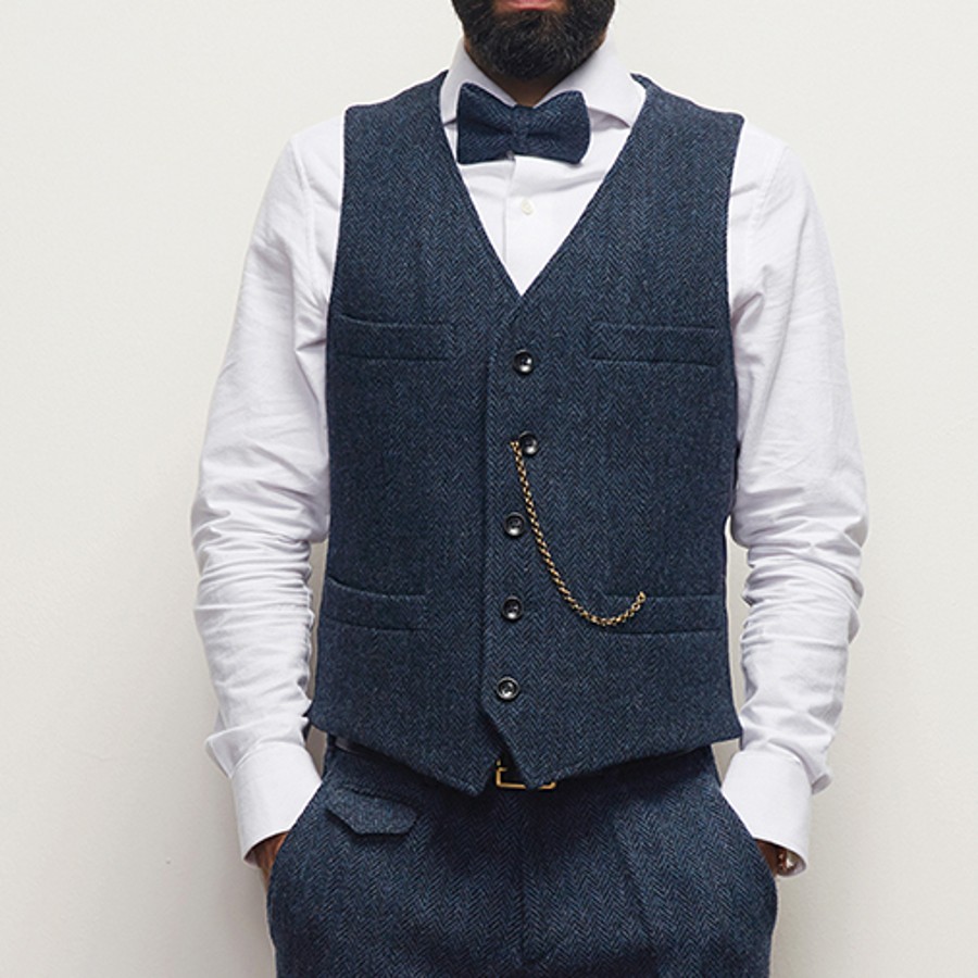 2021 Classic Gray Groom Vests Wool Groomsmen Vest Slim Fit Mens Dress Suit Vest Prom Dinner Party Wedding Attire Waistcoat Custom Made