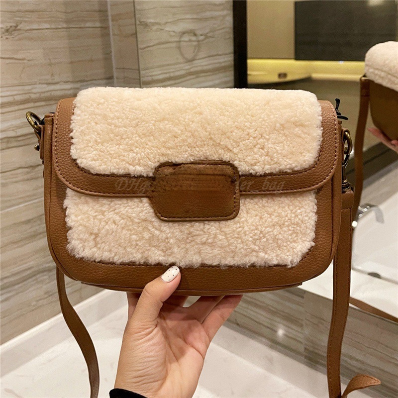CLASSIC FLOWER Luxury Designers Handbag Bags Saddle Shoulder Crossbody Flap Lambswool Letters Plain Interior Slot Pocket Hasp Square Leather
CLASSIC FLOWER Luxury Designers Handbag Bags Saddle Shoulder Crossbody Flap Lambswool Letters Plain Interior Slot Pocket Hasp Square Leather