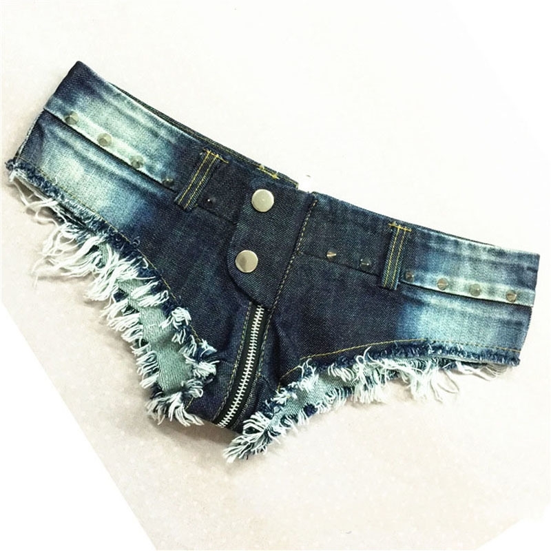1pcs Women Sexy jeans Summer Fashion Pure cotton Low waist zipper super shorts Ladies Skinny denim short pants woman Y200822, Blue
1pcs Women Sexy jeans Summer Fashion Pure cotton Low waist zipper super shorts Ladies Skinny denim short pants woman Y200822, Blue