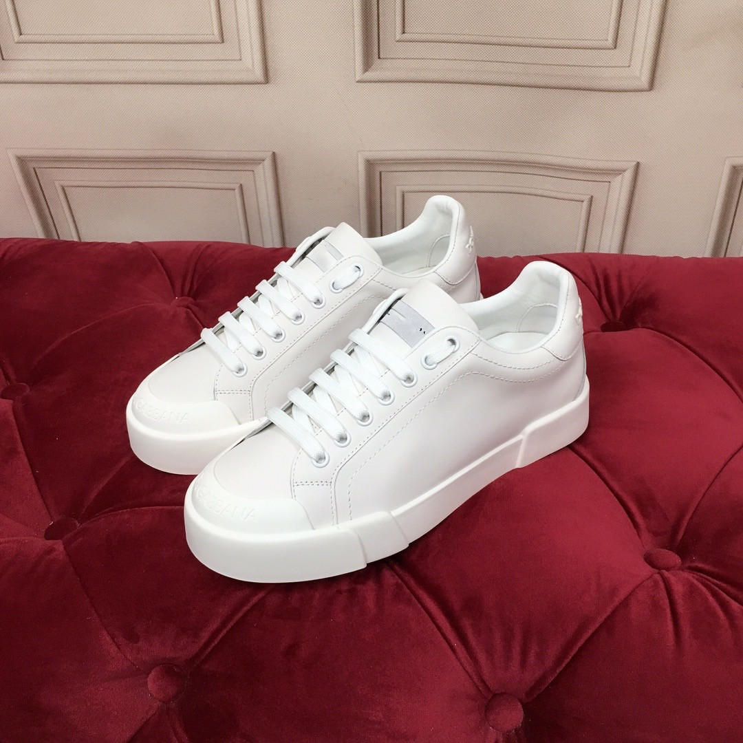 2021 Red Bottoms Shoes Studded Spikes Flat designer Sneakers For Men Women Low Cut Suede Glitter Party Lovers Wedding Genuine Leather Rivet 0303, 18
2021 Red Bottoms Shoes Studded Spikes Flat designer Sneakers For Men Women Low Cut Suede Glitter Party Lovers Wedding Genuine Leather Rivet 0303, 18