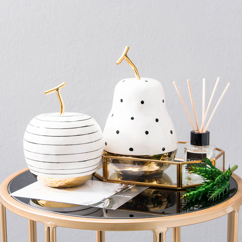 Ceramic Crafts Apple Pear Fruit Combination Home Decoration Living Room Cafe Restaurant Wedding Desktop Display Christmas Gift T200703
Ceramic Crafts Apple Pear Fruit Combination Home Decoration Living Room Cafe Restaurant Wedding Desktop Display Christmas Gift T200703