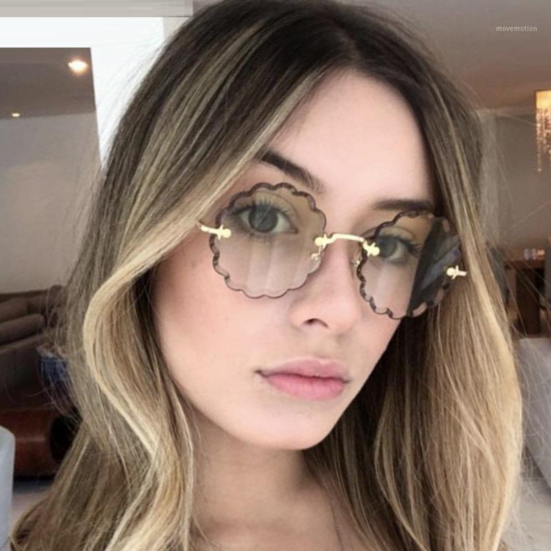High Quality Flower Round Sunglasses Women's 2020 New Fashion Trend Rimless Sunglasses Femalae Men Gradient Shades1
High Quality Flower Round Sunglasses Women's 2020 New Fashion Trend Rimless Sunglasses Femalae Men Gradient Shades1