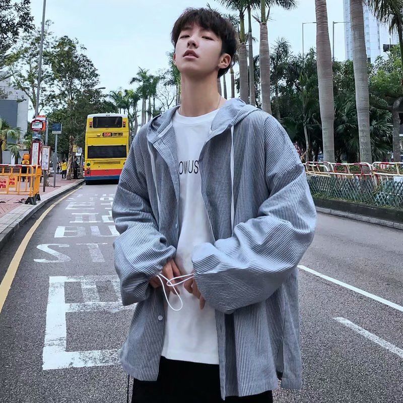 Men's shirt 2020 slim solid color hooded print long sleeve shirt loose casual lapel personality young men's wear, Blue
Men's shirt 2020 slim solid color hooded print long sleeve shirt loose casual lapel personality young men's wear, Blue