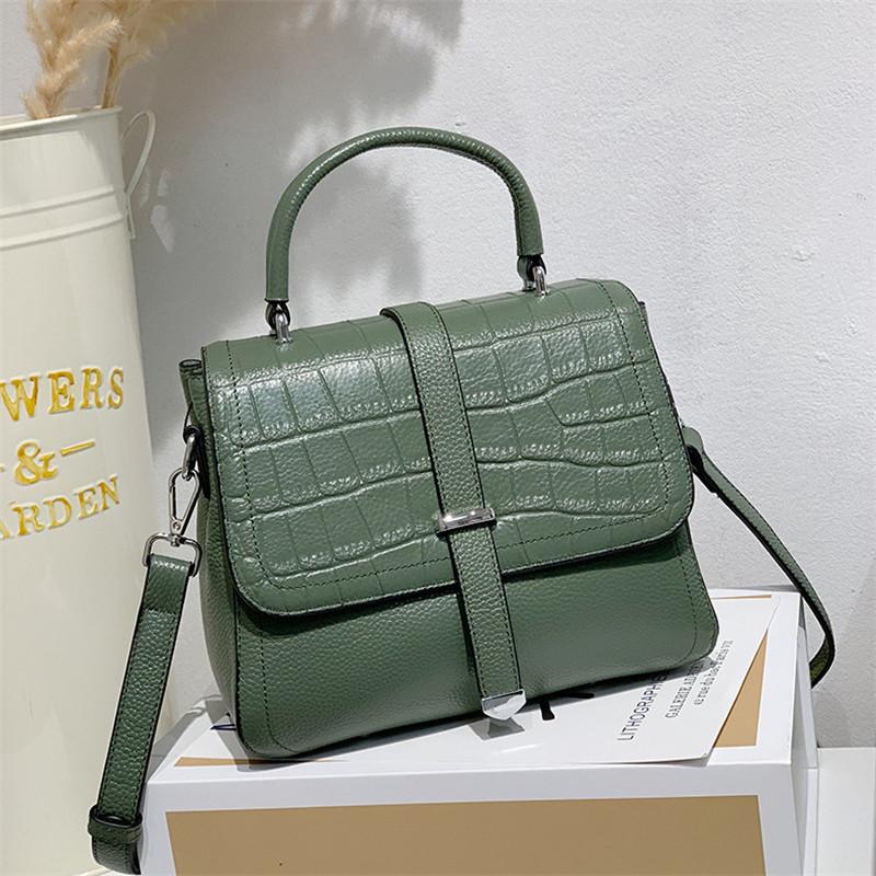2021 Fashion New Crocodile Pattern Women Shoulder Messenger Bags Luxury Designer Soft Cowhide Genuine Leather Crossbody Handbags, Black
2021 Fashion New Crocodile Pattern Women Shoulder Messenger Bags Luxury Designer Soft Cowhide Genuine Leather Crossbody Handbags, Black