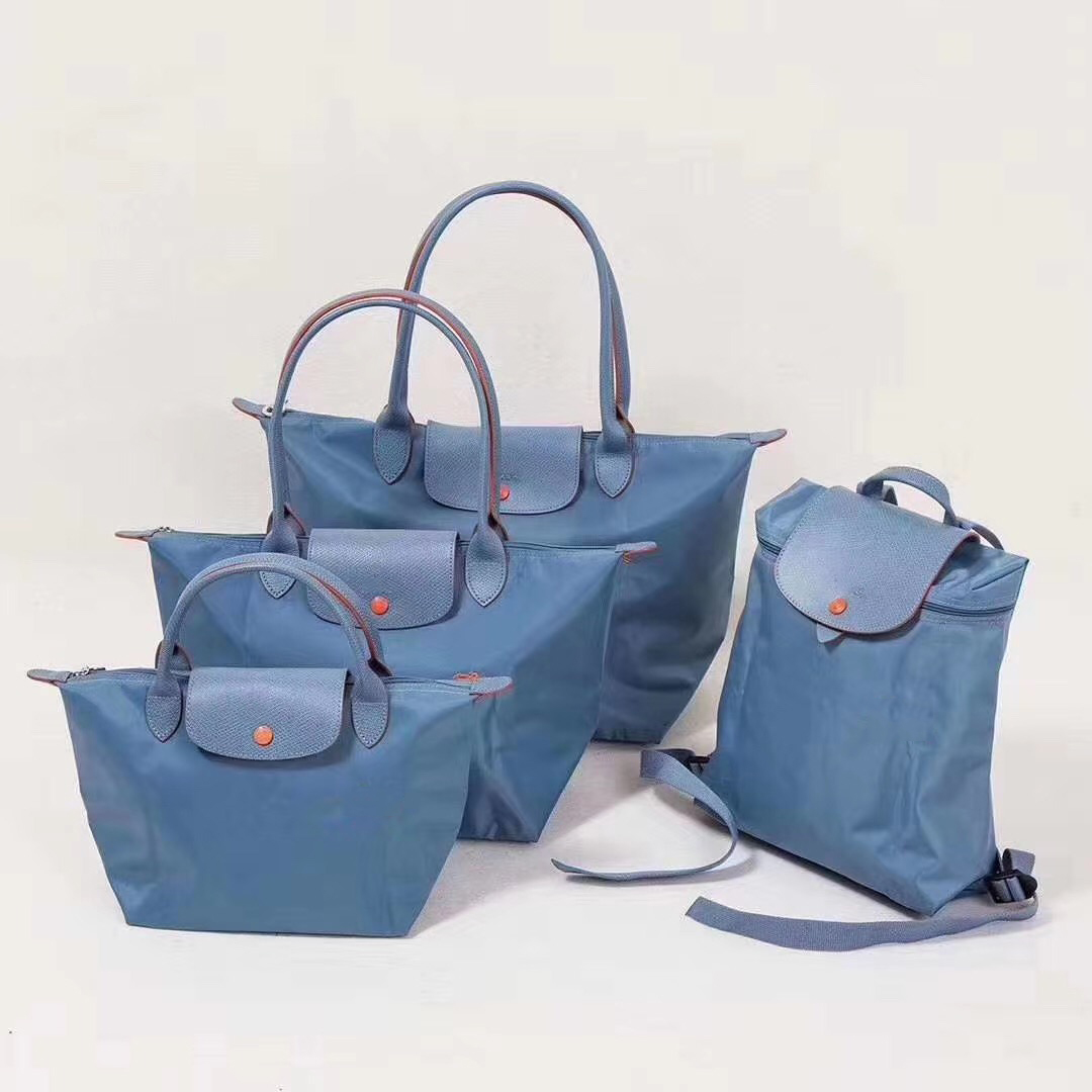 2020 Women Handbag 70th anniversary France Famous Brands dumplings Bags Casual genuine leather Waterproof Tote Bolsas Feminina bags, 556 navy blue
2020 Women Handbag 70th anniversary France Famous Brands dumplings Bags Casual genuine leather Waterproof Tote Bolsas Feminina bags, 556 navy blue