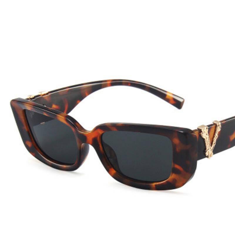 Sunglasses Metal V Letters Rectangle For Women 2021 Retro Square Small Frame Sun Glasses Female Transparent Shades
Sunglasses Metal V Letters Rectangle For Women 2021 Retro Square Small Frame Sun Glasses Female Transparent Shades