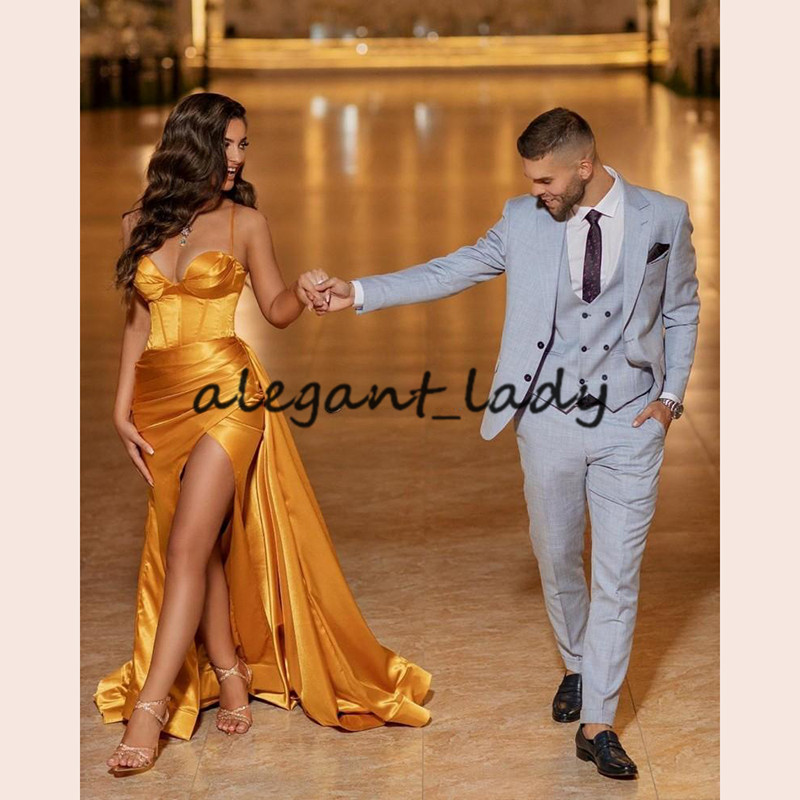 2021 Gold Sweetheart Prom Dresses Satin Long Evening Gown mermaid Sexy High Split Dubai Party Dress Formal Gowns Abendkleider