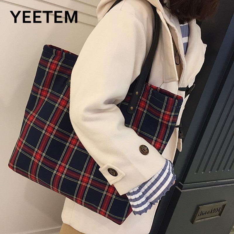 Original canvas shoulder bag autumn winter British style sub-capacity ladies bag retro leather shoulder strap thicken increase
Original canvas shoulder bag autumn winter British style sub-capacity ladies bag retro leather shoulder strap thicken increase