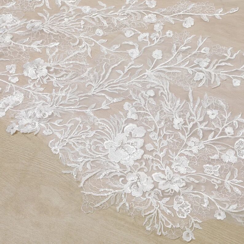 Unique Wedding Veils Custom Made Lace Gorgeous Long Bridal Veil 2022 One Layer 3 Metre Length