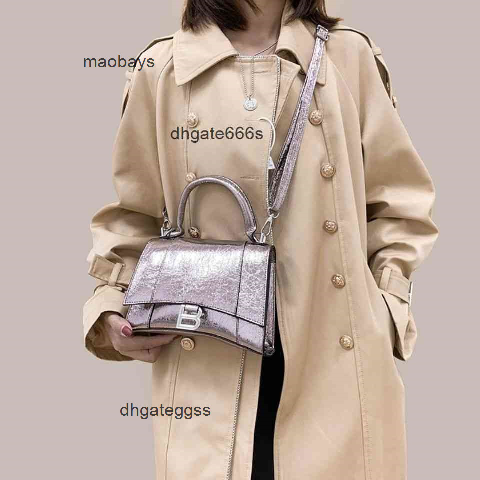 balencaigas Handbags Italy new Hourglass Bags Designers Handbag home B Paris fashion women's crocodile crescent single shoulder diagon, Black
balencaigas Handbags Italy new Hourglass Bags Designers Handbag home B Paris fashion women's crocodile crescent single shoulder diagon, Black