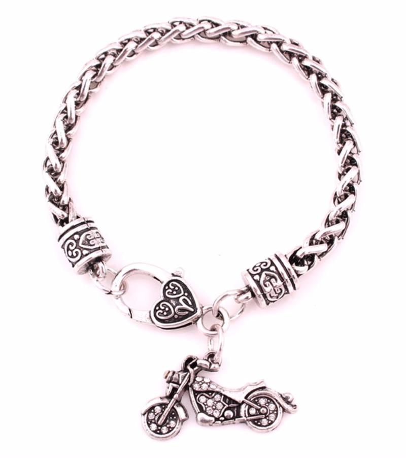 New Arrival antique sliver plated studded with sparkling crystal dashing MOTORCYCLE charm bracelet Lobster-claw-clasps
New Arrival antique sliver plated studded with sparkling crystal dashing MOTORCYCLE charm bracelet Lobster-claw-clasps