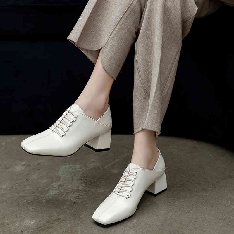 Sandals Broken size non refundable shoes children's spring square head high heels thick heel cow leather single deep mouth small FIRY, Black
Sandals Broken size non refundable shoes children's spring square head high heels thick heel cow leather single deep mouth small FIRY, Black