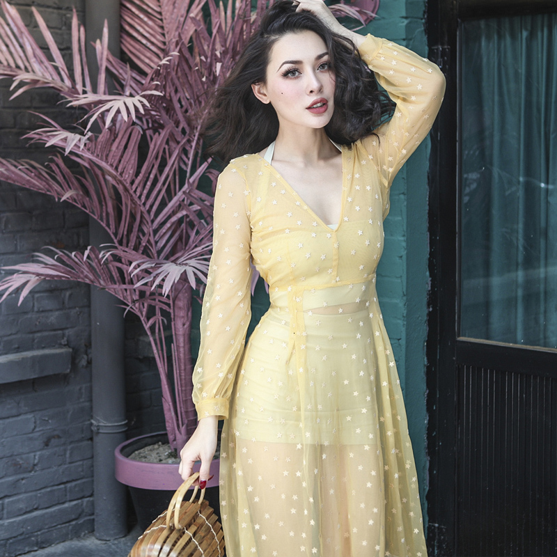 2021 New Summer Vintage Very Sexy No Background Up Like Jacquard From Malha View Through Fine High Rise Cut Dressed Cloth LQNS, Yellow
2021 New Summer Vintage Very Sexy No Background Up Like Jacquard From Malha View Through Fine High Rise Cut Dressed Cloth LQNS, Yellow