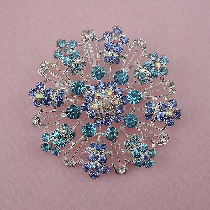 Pins, Brooches 65MM Diametre Silver Plated Multi-Color Rhinestone Flower Fashion Wedding Jewelry Pin Brooch, Item NO.: BH7465-P
Pins, Brooches 65MM Diametre Silver Plated Multi-Color Rhinestone Flower Fashion Wedding Jewelry Pin Brooch, Item NO.: BH7465-P