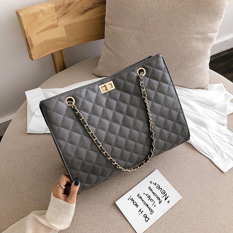 Handbags Women Bags Designer Fashion PU Leather Shoulder Bag Casual Chains Crossbody Bags For Women 2021 Vintage Hand Bag, Gray
Handbags Women Bags Designer Fashion PU Leather Shoulder Bag Casual Chains Crossbody Bags For Women 2021 Vintage Hand Bag, Gray