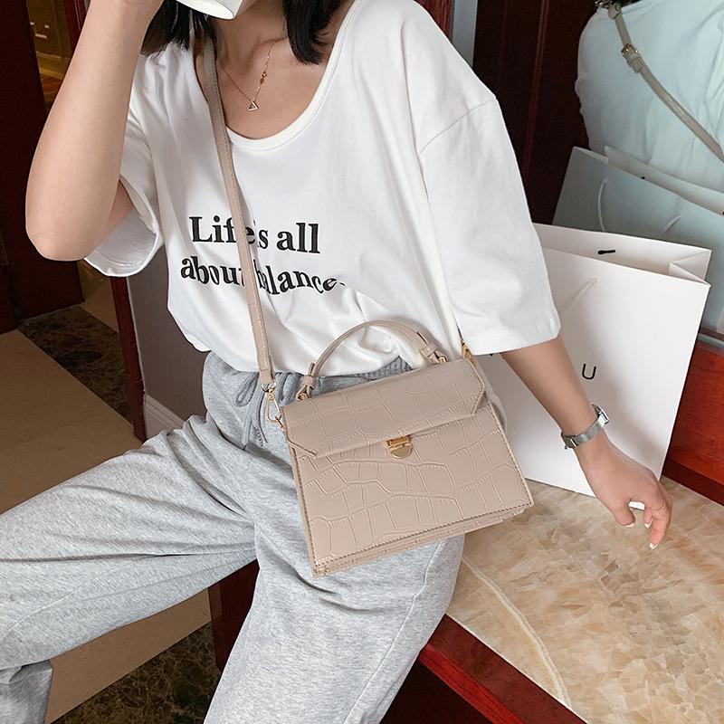 Design women bag new style stone pattern fashion shoulder bag female handbag 01-SB-bdstxk
Design women bag new style stone pattern fashion shoulder bag female handbag 01-SB-bdstxk