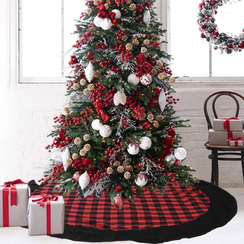 Cilected 120CM Christmas Tree Skirt Red and Black Plaid Flannel Christmas Tree Carpet Apron Holiday Celebration Mat Decoration1
Cilected 120CM Christmas Tree Skirt Red and Black Plaid Flannel Christmas Tree Carpet Apron Holiday Celebration Mat Decoration1