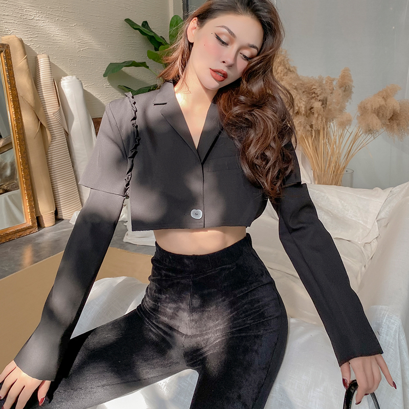 2021 Autumn New Removable Sleeves Short Black Sexy Female Fashion Blazer v Fine Jacket Top Vintage Streetwear Single 9AO9
2021 Autumn New Removable Sleeves Short Black Sexy Female Fashion Blazer v Fine Jacket Top Vintage Streetwear Single 9AO9