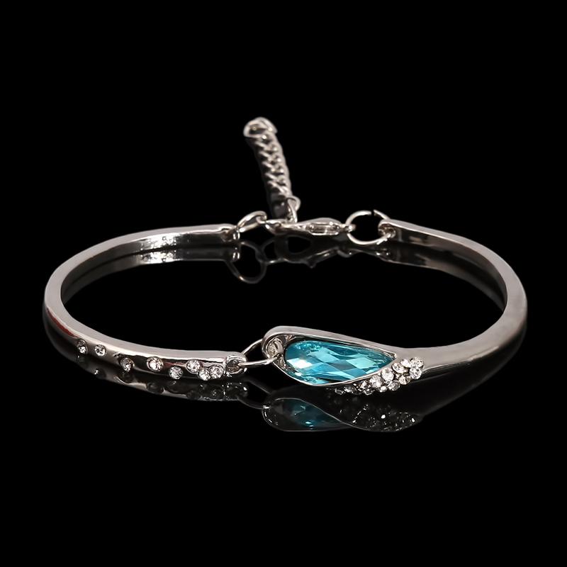 Hottest Womens Ladies Crystal Rhinestone Bangle Ocean Blue Bracelet Chain Heart Jewelry A Direct Sale
Hottest Womens Ladies Crystal Rhinestone Bangle Ocean Blue Bracelet Chain Heart Jewelry A Direct Sale