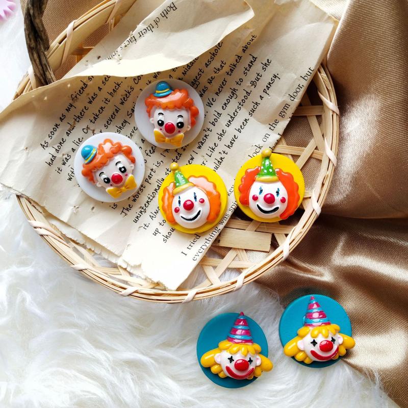 2021 trend earrings for women Cartoon cute childlike wooden clown Geometric Round Ear stud big Women jewelry Gifts for new year
2021 trend earrings for women Cartoon cute childlike wooden clown Geometric Round Ear stud big Women jewelry Gifts for new year
