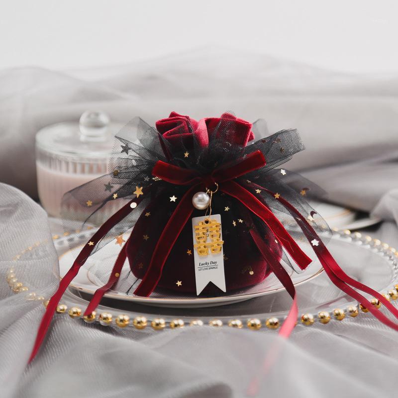 Velvet Cloth Wedding Candy Bag Wedding Candy Box Hand Bag Gift Chocolate Packaging Free Shipping1
Velvet Cloth Wedding Candy Bag Wedding Candy Box Hand Bag Gift Chocolate Packaging Free Shipping1