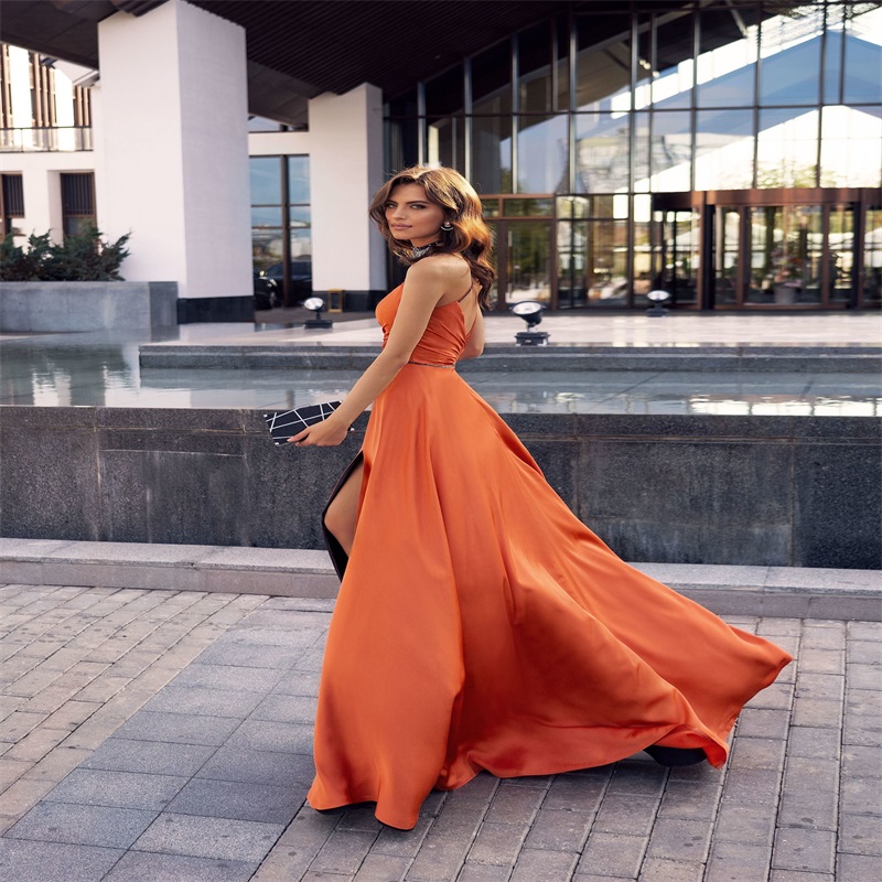 Orange Sexy Evening Dresses Spaghetti Strap Prom Dresses Side Split Custom Made Soft Satin Fashion Formal Party Gown Hot Sale