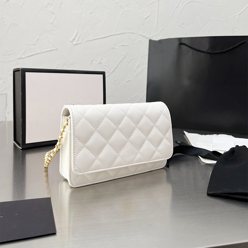 2022 Luxury Brand Plain Caviar Bag Women Top Quality Leather Classic Diamond Lattice Quilted Famous French Designer Chain Luxuries Crossbody Shoulder Bag, Black
2022 Luxury Brand Plain Caviar Bag Women Top Quality Leather Classic Diamond Lattice Quilted Famous French Designer Chain Luxuries Crossbody Shoulder Bag, Black