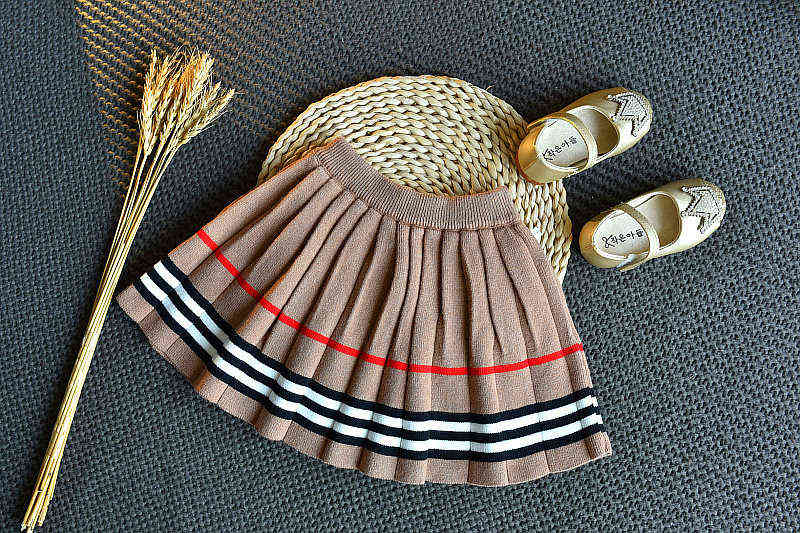 Baby Knitted Children'S Clothing Spring Autumn New Bow Girls' Pullover Sweater + Short Skirt Suit Children'S Retro Sweater Sets Y220310