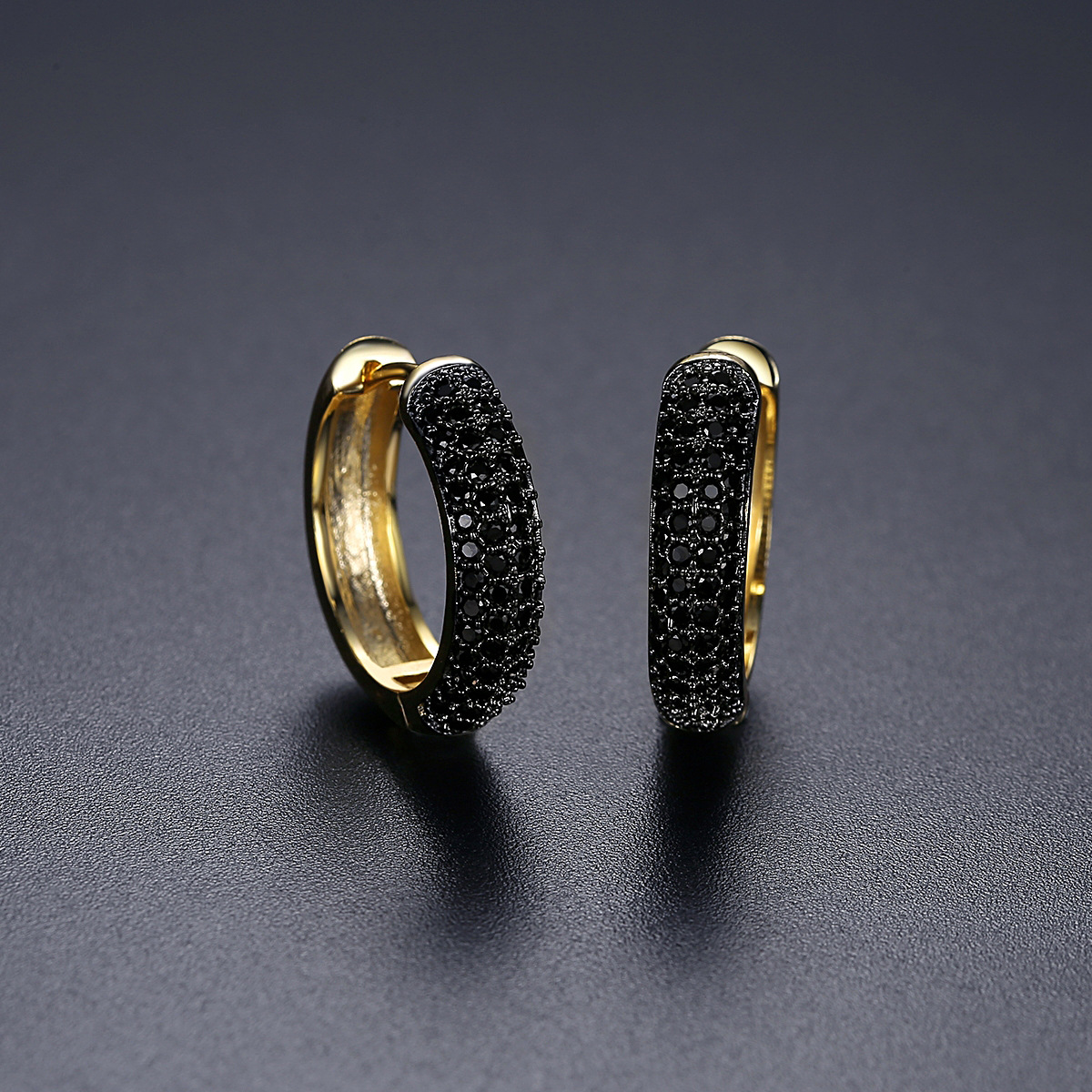 Hip Hop Men's Hoop Earrings Shining Black/Yellow/Red Zircon Huggie Earrings Bling Gold Plated Jewelry Wholesale