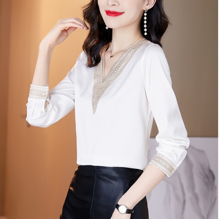 Simple basic round neck long sleeve T-shirt for women Korean version design feeling irregular fold wear loose bottom shirt 5208, White
Simple basic round neck long sleeve T-shirt for women Korean version design feeling irregular fold wear loose bottom shirt 5208, White
