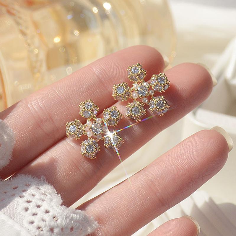 Stud S925 Sterling Silver Needle Delicate Zircon CZ Snowflakes Earrings For Women 14K Real Gold Flower