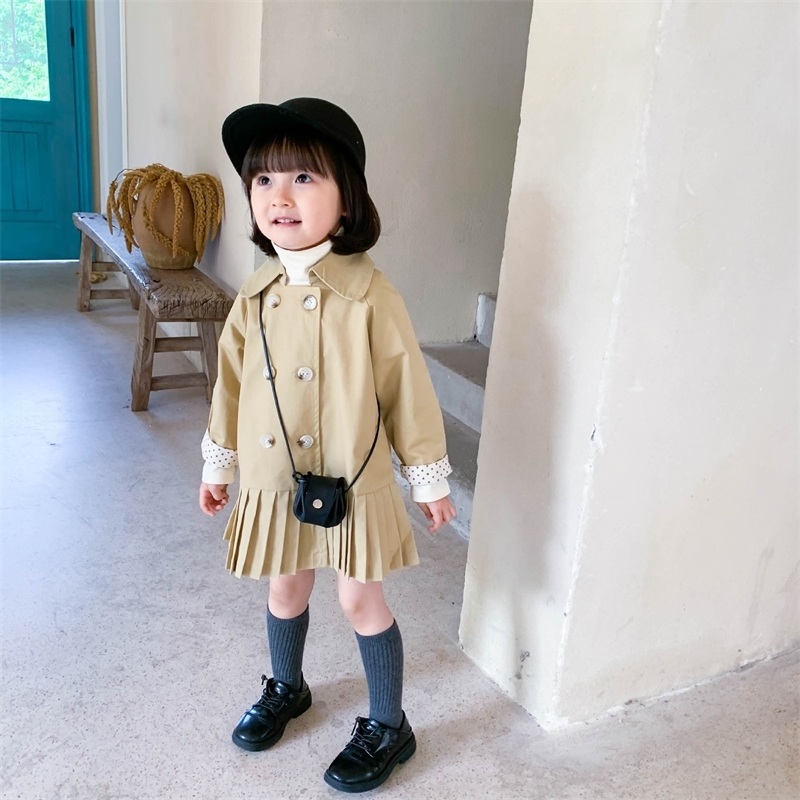 Autumn girls fashion pleated trench jackets Kids solid color loose long coats outwears 1-6Y 201106, Beige
Autumn girls fashion pleated trench jackets Kids solid color loose long coats outwears 1-6Y 201106, Beige