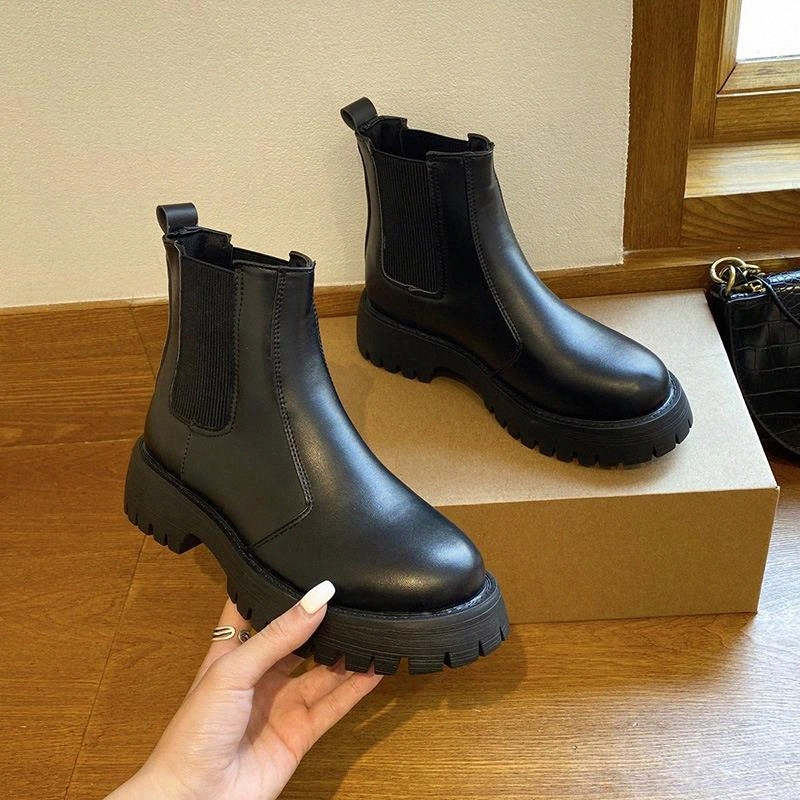 2020 New Breathable Women Ankle Boots British Style Girls Naked Boot Round Toe Winter Shoes Woman Flat Fashion Botas Mujer #DI1e, Black
2020 New Breathable Women Ankle Boots British Style Girls Naked Boot Round Toe Winter Shoes Woman Flat Fashion Botas Mujer #DI1e, Black