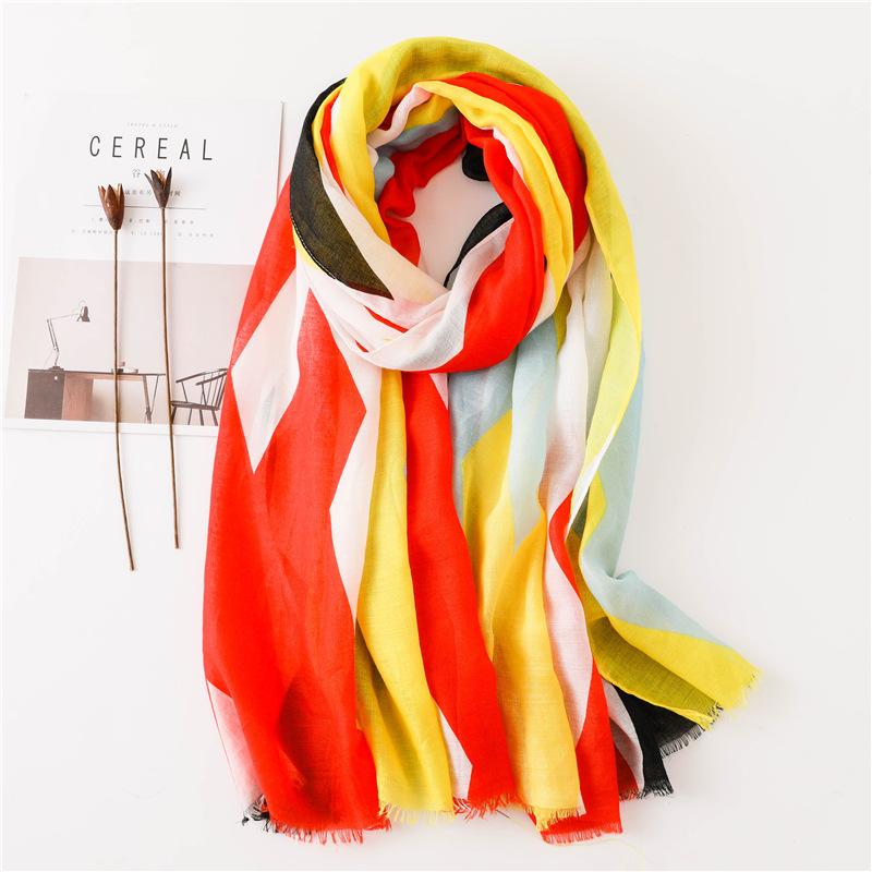 2021 Autumn new colour Print silk Scarves ethnic style seaside Beach towel Cotton and Linen Scarf lady summer Sunscreen Shawls
2021 Autumn new colour Print silk Scarves ethnic style seaside Beach towel Cotton and Linen Scarf lady summer Sunscreen Shawls