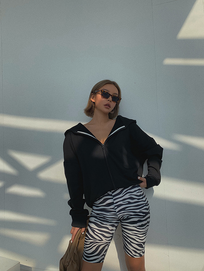 Streetwear Bomber Jacket Women Solid Zipper Up Coat Spring Autumn Long Sleeve Basic Short Biker Jackets Female Cropped Outerwear 201026