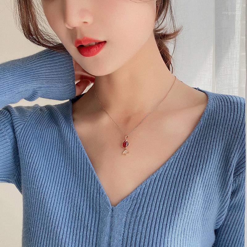 Chokers 2022 Rose Gold Goldfish Necklace Ladies Titanium Steel Quality Accessories Clothing Cute Jewelry Gift Simple Neck Pendant Girl, Golden;silver
Chokers 2022 Rose Gold Goldfish Necklace Ladies Titanium Steel Quality Accessories Clothing Cute Jewelry Gift Simple Neck Pendant Girl, Golden;silver