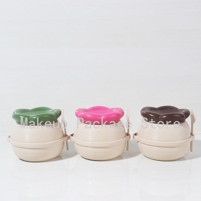 180ml 10pcs/lot High Grade Plastic Empty Cosmetic Facil Cream Jar,DIY Beauty Mask Refillable Pot, Portable Makeup Tool Container1
180ml 10pcs/lot High Grade Plastic Empty Cosmetic Facil Cream Jar,DIY Beauty Mask Refillable Pot, Portable Makeup Tool Container1
