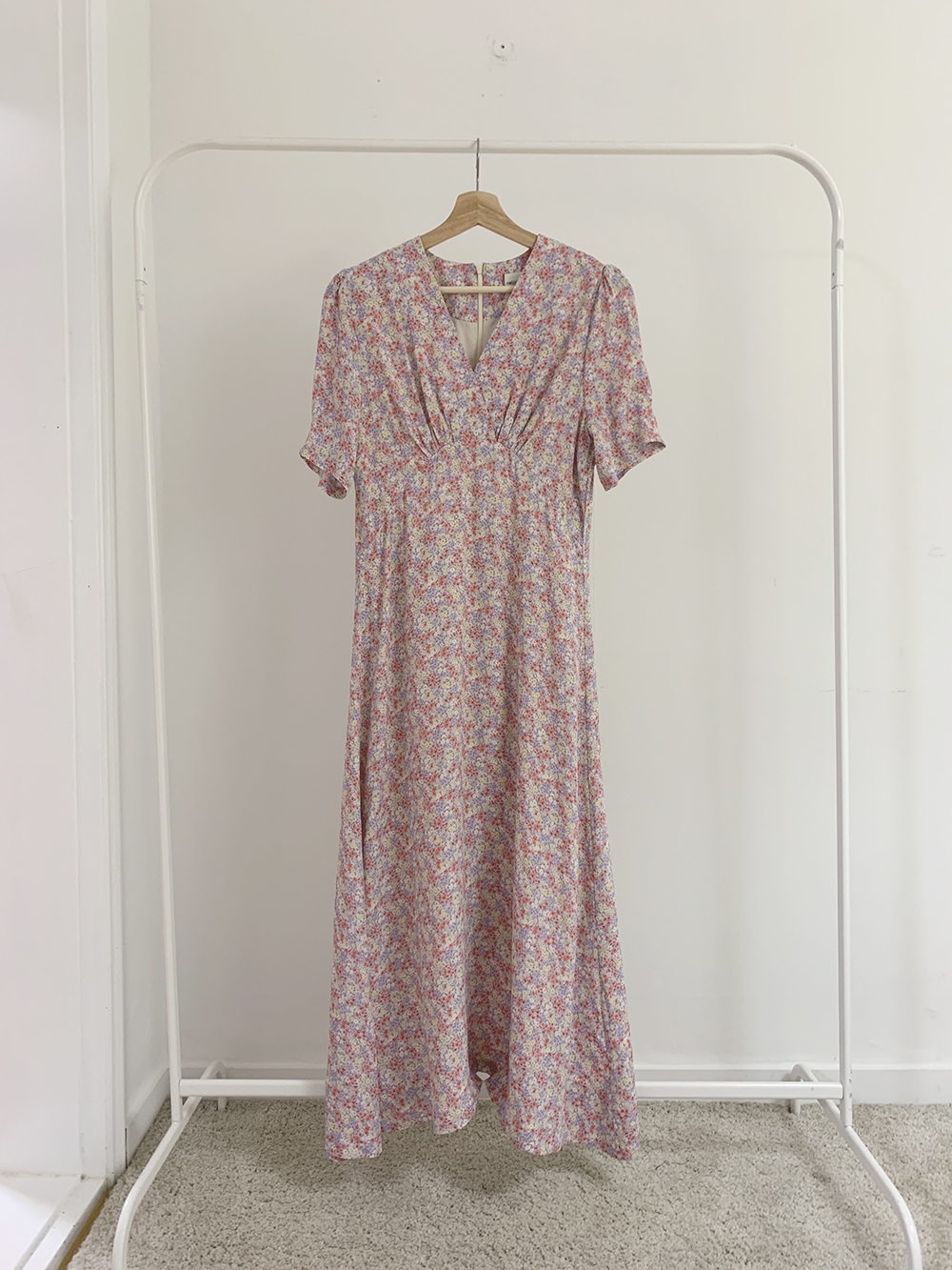 SHENGPALAE Summer Women Vintage Loose High Waist Slim Was Thin Elegant Small Floral V-neck Puff Sleeve Maxi Dress ZA4584 T200613
