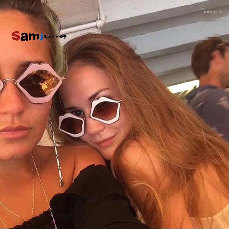 Sunglasses Samjune 2021 Sexy Lip Shaped Women Cute Metal Frame Black Red Sun Glasses For Personality Eyewear1
Sunglasses Samjune 2021 Sexy Lip Shaped Women Cute Metal Frame Black Red Sun Glasses For Personality Eyewear1