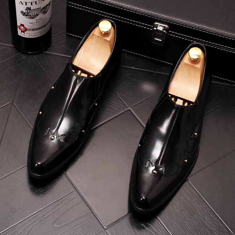 New pointed rivet wedding Shoes for Men black red flat shoes Oxfords Man Party dress Homecoming Formal prom business
New pointed rivet wedding Shoes for Men black red flat shoes Oxfords Man Party dress Homecoming Formal prom business
