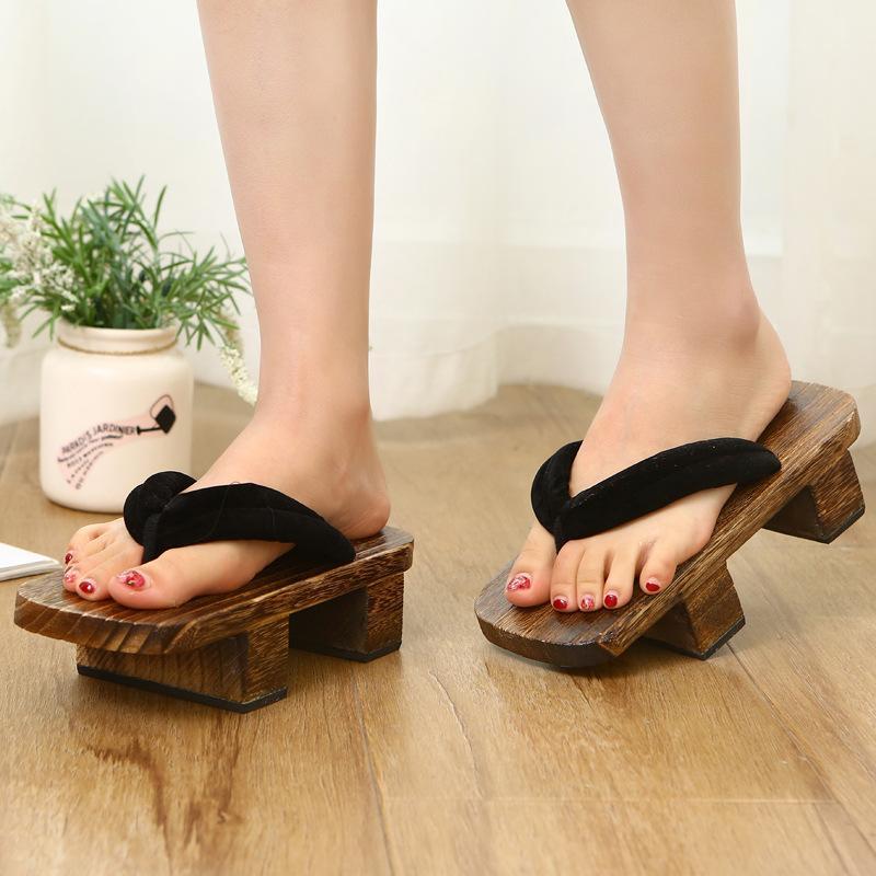 Japanese Gentleman Wooden Flip-flops for Men and Women in Cosplay Style Wooden Bench1, Purple
Japanese Gentleman Wooden Flip-flops for Men and Women in Cosplay Style Wooden Bench1, Purple