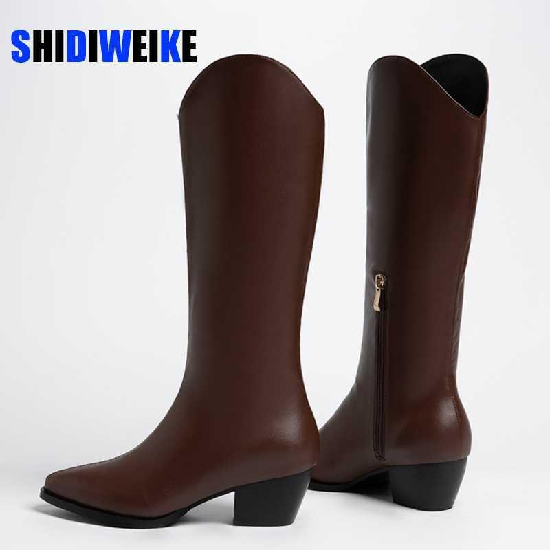 2020 New Designer Western Black KneeHigh Boots For Women Pointed Toe Cowboy Boots Chunky Wedges Runway Ladies Motorcycle1, Brown autumn
2020 New Designer Western Black KneeHigh Boots For Women Pointed Toe Cowboy Boots Chunky Wedges Runway Ladies Motorcycle1, Brown autumn