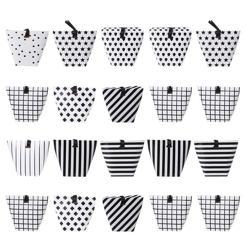 Candy Box Biscuit Cake Box Dessert Containers Cake Carrier Individual Containers Random Style without Ribbon
Candy Box Biscuit Cake Box Dessert Containers Cake Carrier Individual Containers Random Style without Ribbon