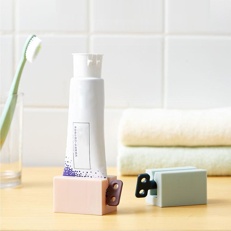 Multifunctional Toothpaste Tube Press Squeezer Portable Plastic Toothpaste Dispenser Tooth Paste Holder Home Bathroom Accessory
Multifunctional Toothpaste Tube Press Squeezer Portable Plastic Toothpaste Dispenser Tooth Paste Holder Home Bathroom Accessory