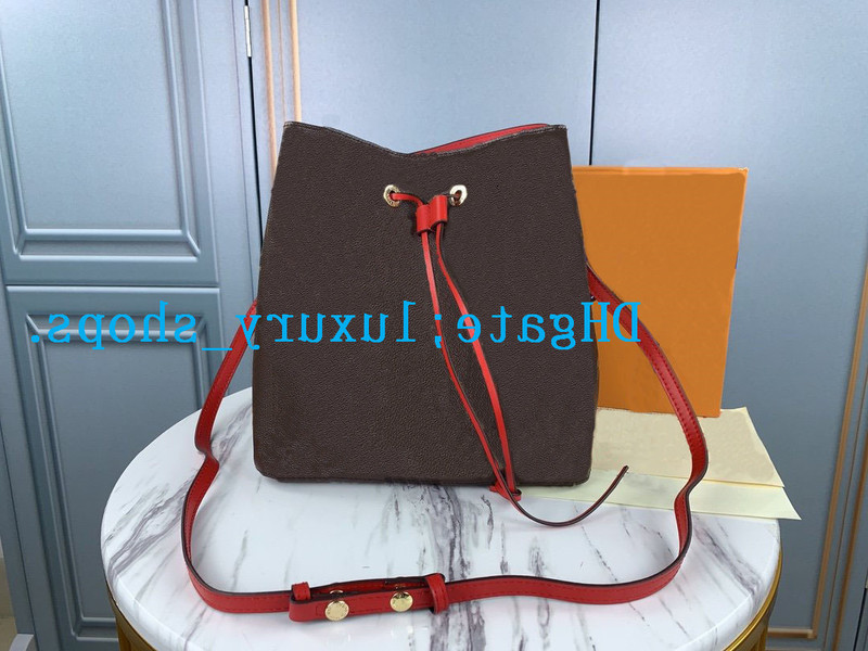 M44022 Fashion Women Luxury Genuine Leather Brand Designer Calf Single Shoulder Diagonal Handbag, Black
M44022 Fashion Women Luxury Genuine Leather Brand Designer Calf Single Shoulder Diagonal Handbag, Black